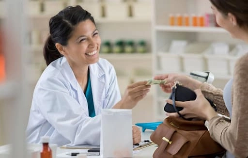 what is a pharmacy technician